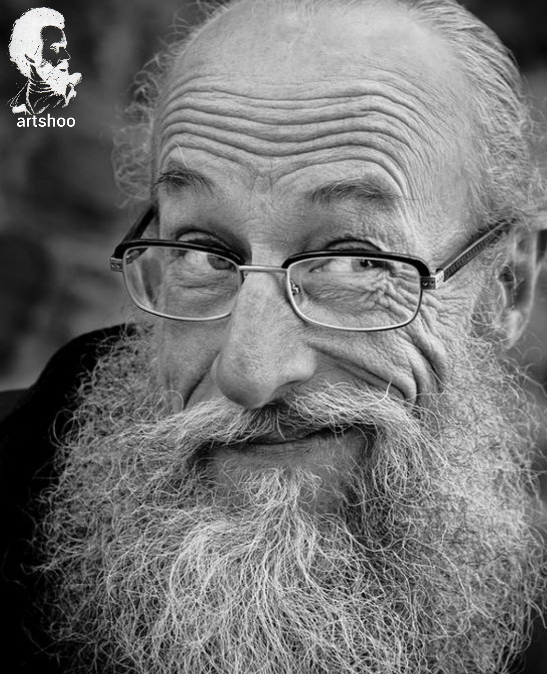 مدل پرتره سیاه قلم